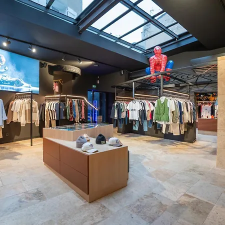 Hotell By Reboul - Boutique *
