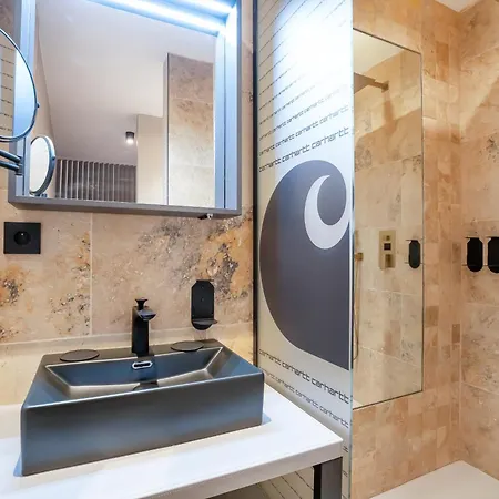 By Reboul - Boutique