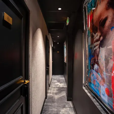 By Reboul - Boutique