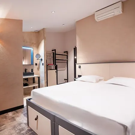 Hotel By Reboul - Boutique - Port De *
