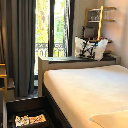 By Reboul - Boutique *