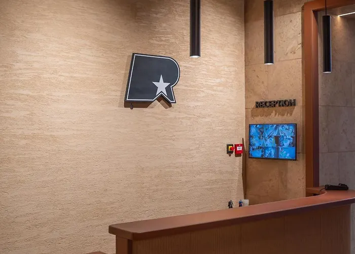 By Reboul - Boutique *