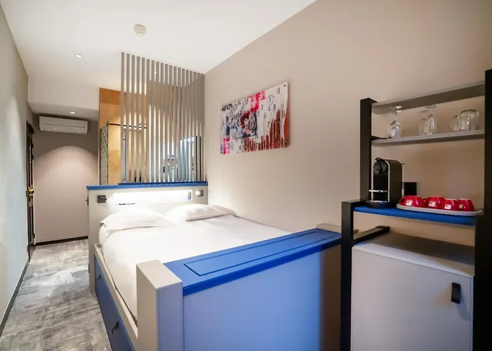 By Reboul - Boutique Hotel *